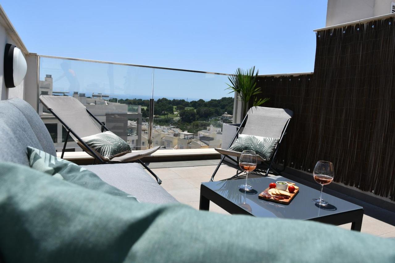 Luxurious Flat & Private Rooftop In Villamartin Orihuela Costa Dehesa de Campoamor  Kültér fotó