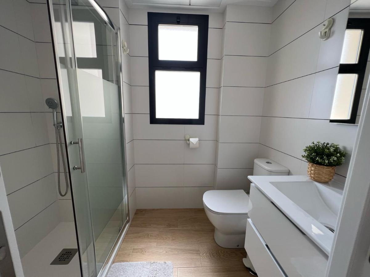 Luxurious Flat & Private Rooftop In Villamartin Orihuela Costa Dehesa de Campoamor  Kültér fotó