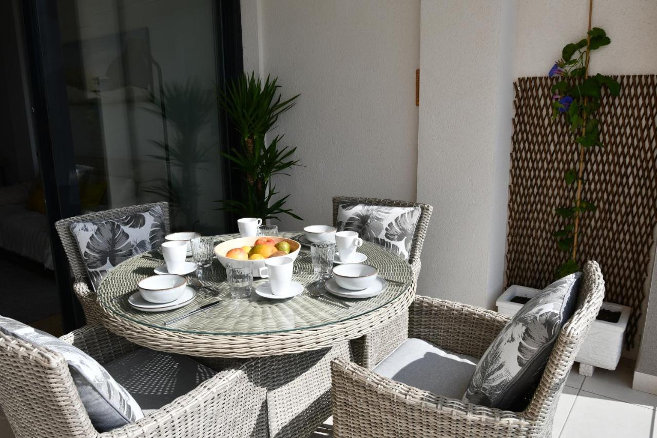 Luxurious Flat & Private Rooftop In Villamartin Orihuela Costa Dehesa de Campoamor  Kültér fotó